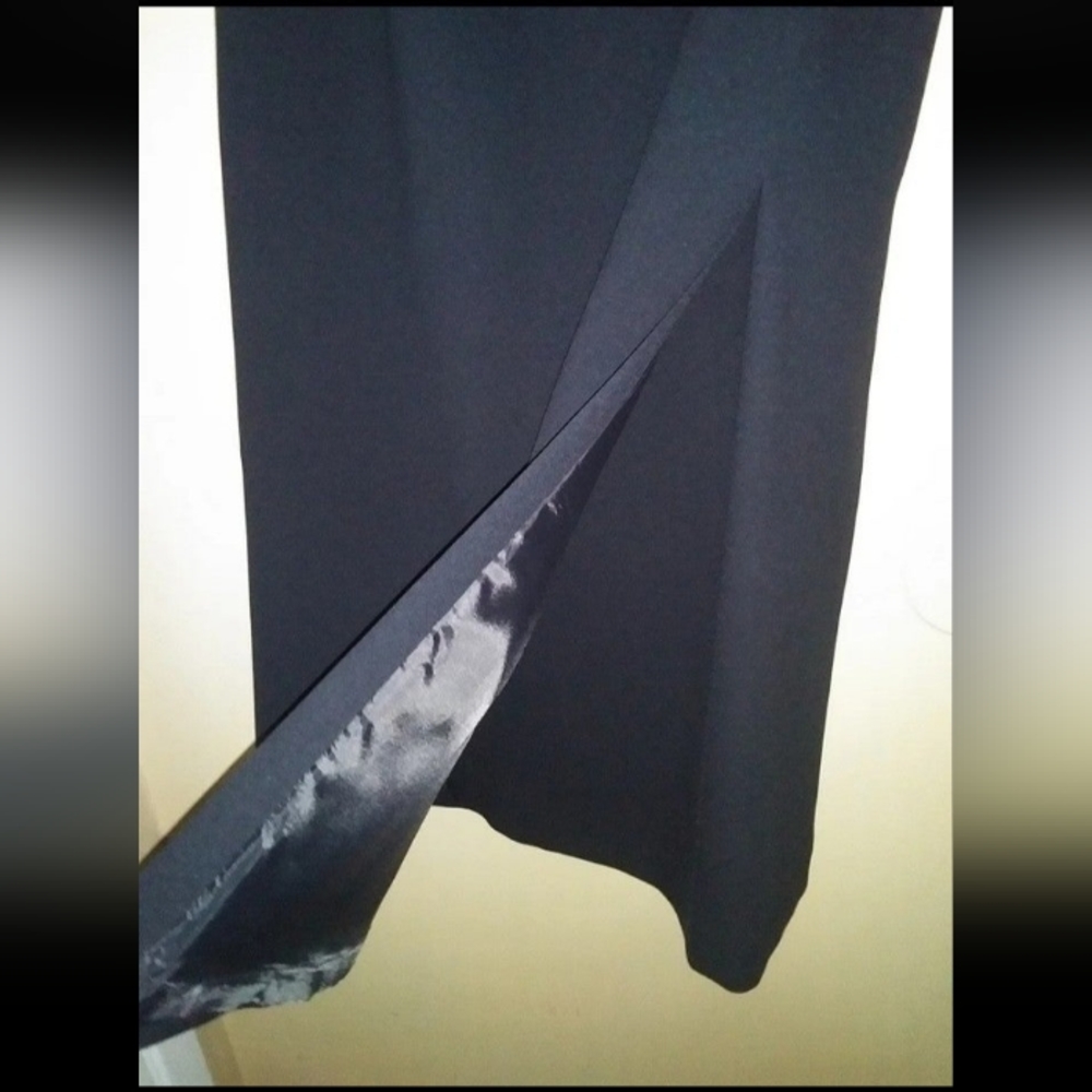 Women's black skirt